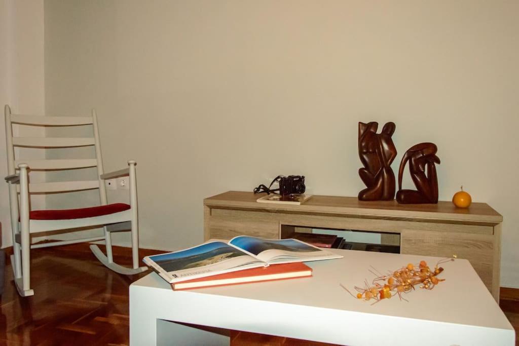 Cozy And Comfortable Apartment In Athens Center ภายนอก รูปภาพ